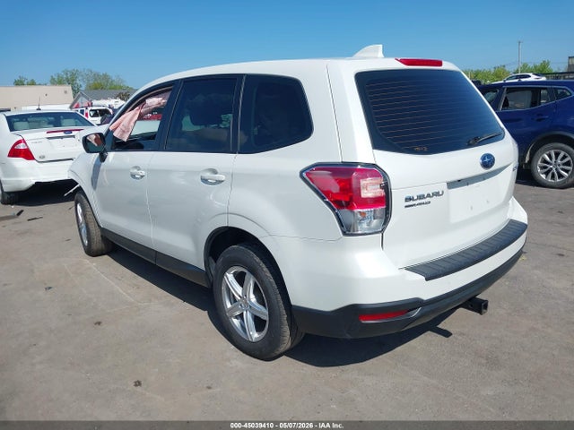 45039410 :رقم المزاد ، JF2SJAAC8JH448334 vin ، 2018 Subaru Forester 2.5i مزاد بيع