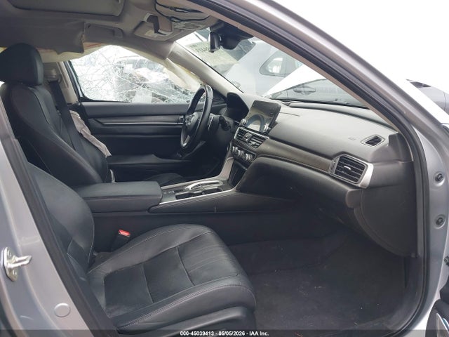 1HGCV2F97KA018915 Honda Accord Touring 2.0t