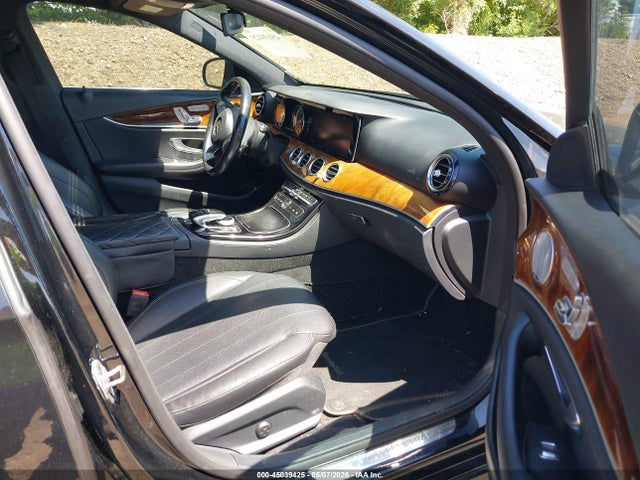 Aukcja sprzedaży 2018 Mercedes-benz E 300 4matic, vin: WDDZF4KB8JA481757, numer aukcji: 45039425
