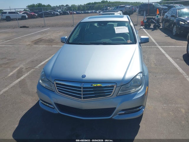 45039433 :رقم المزاد ، WDDGF8AB0EG232808 vin ، 2014 Mercedes-benz C 300 Luxury 4matic مزاد بيع