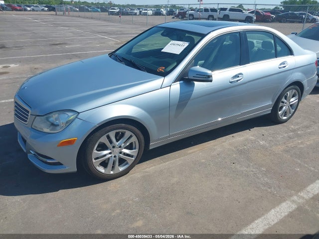 45039433 :رقم المزاد ، WDDGF8AB0EG232808 vin ، 2014 Mercedes-benz C 300 Luxury 4matic مزاد بيع