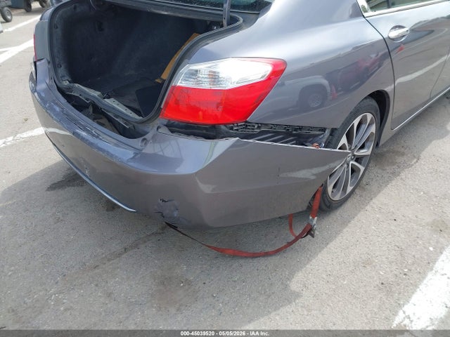 45039520 :رقم المزاد ، 1HGCR2F50FA229316 vin ، 2015 Honda Accord Sport مزاد بيع