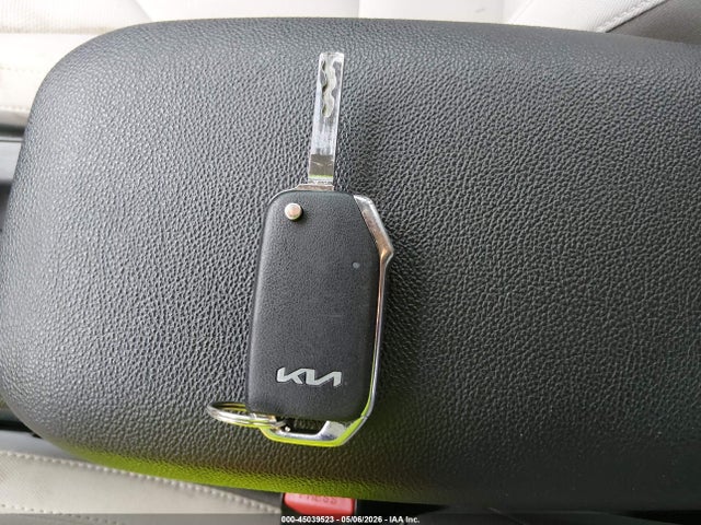 2023 Kia Forte Lxs მანქანა იყიდება აუქციონზე, vin: 3KPF24AD4PE677051, აუქციონის ნომერი: 45039523