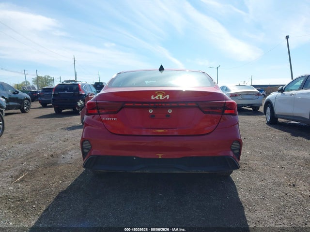 2023 Kia Forte Lxs მანქანა იყიდება აუქციონზე, vin: 3KPF24AD3PE570833, აუქციონის ნომერი: 45039528