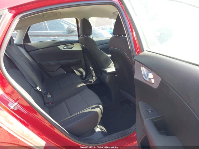 2023 Kia Forte Lxs მანქანა იყიდება აუქციონზე, vin: 3KPF24AD3PE570833, აუქციონის ნომერი: 45039528