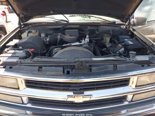 45039572 :رقم المزاد ، 1GNEC13R4XJ367167 vin ، 1999 Chevrolet Tahoe Lt مزاد بيع