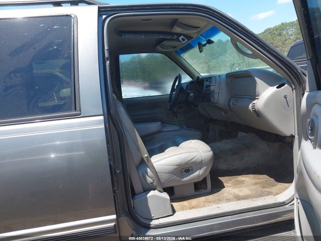 45039572 :رقم المزاد ، 1GNEC13R4XJ367167 vin ، 1999 Chevrolet Tahoe Lt مزاد بيع