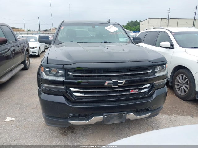45039577 :رقم المزاد ، 1GCRCREC0JZ310751 vin ، 2018 Chevrolet Silverado 1500 1lt مزاد بيع