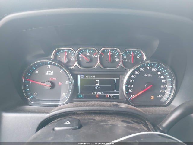 45039577 :رقم المزاد ، 1GCRCREC0JZ310751 vin ، 2018 Chevrolet Silverado 1500 1lt مزاد بيع
