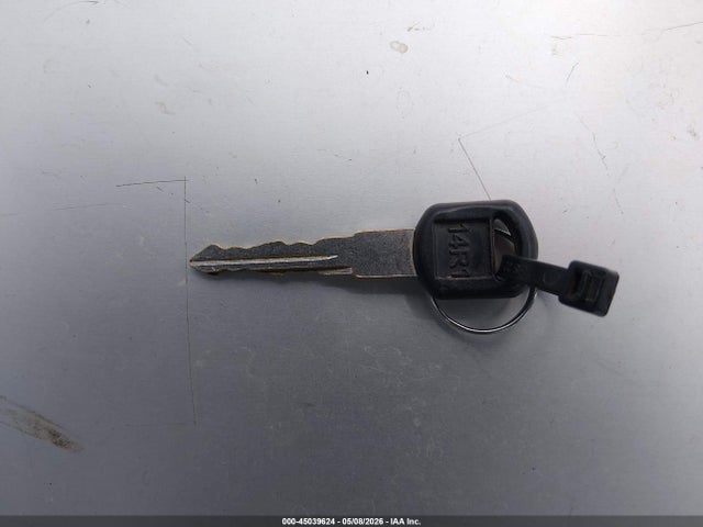 2004 Chevrolet Classic მანქანა იყიდება აუქციონზე, vin: 1G1ND52F24M527750, აუქციონის ნომერი: 45039624