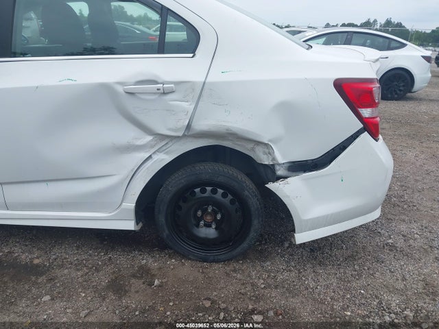 2017 Chevrolet Sonic Lt Auto მანქანა იყიდება აუქციონზე, vin: 1G1JD5SH2H4111042, აუქციონის ნომერი: 45039652