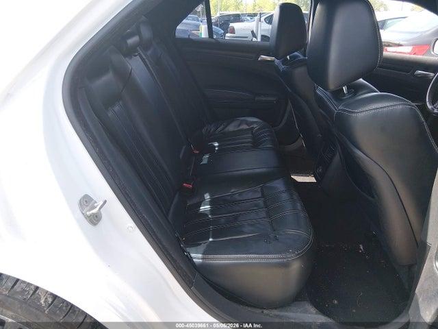 45039661 :رقم المزاد ، 2C3CCABG6EH144325 vin ، 2014 Chrysler 300 300s مزاد بيع