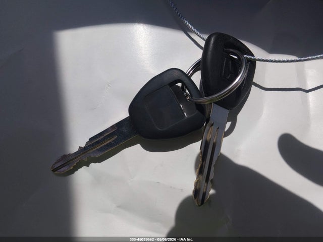 Продажа на аукционе авто 2002 Honda Civic Lx, vin: 2HGES16592H570670, номер лота: 45039662