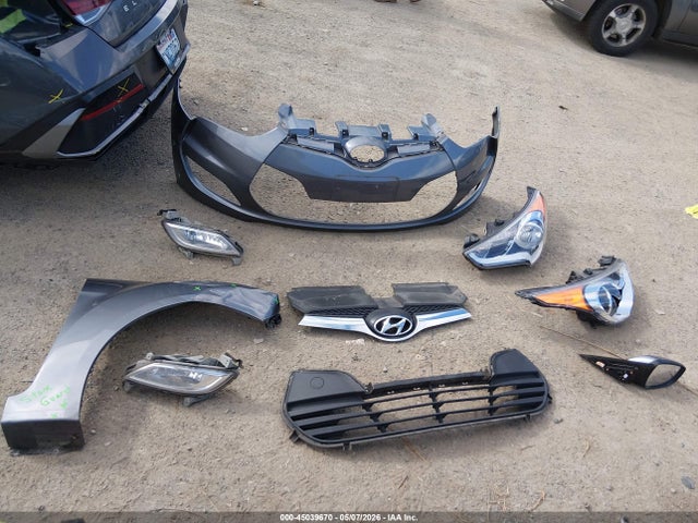 KMHTC6AD1HU311607 Hyundai Veloster