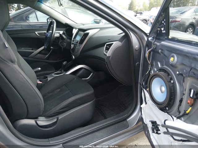KMHTC6AD1HU311607 Hyundai Veloster