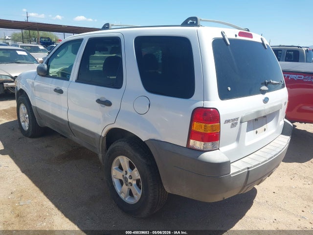 Продажа на аукционе авто 2005 Ford Escape Xlt, vin: 1FMYU93145KC43818, номер лота: 45039683