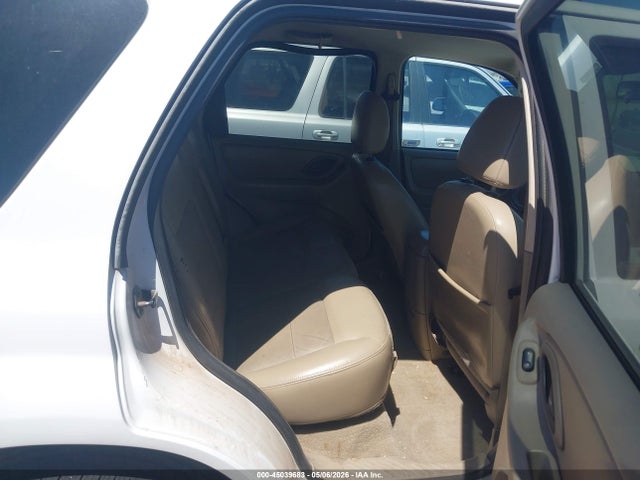 Продажа на аукционе авто 2005 Ford Escape Xlt, vin: 1FMYU93145KC43818, номер лота: 45039683