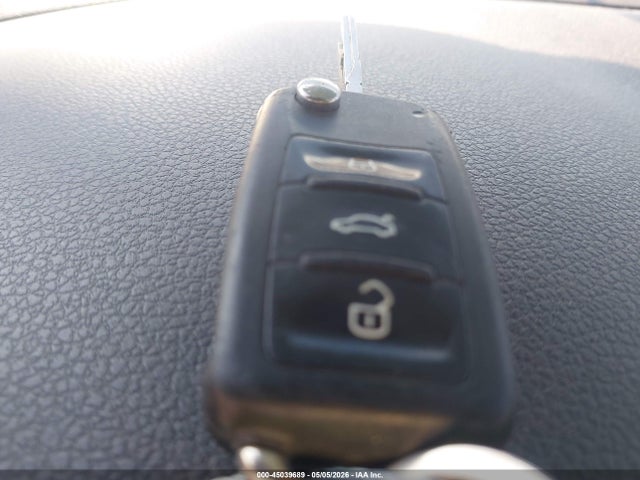 Продаж на аукціоні авто 2015 Volkswagen Jetta 2.0l S, vin: 3VW2K7AJXFM331982, номер лоту: 45039689