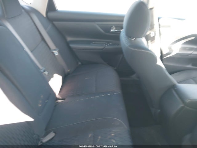Продаж на аукціоні авто 2017 Nissan Altima 2.5 S, vin: 1N4AL3AP8HC299195, номер лоту: 45039692