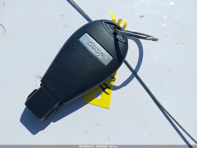 2014 Jeep Cherokee Latitude მანქანა იყიდება აუქციონზე, vin: 1C4PJLCS0EW103319, აუქციონის ნომერი: 45039723
