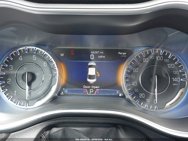 Aukcja sprzedaży 2015 Chrysler 200 C, vin: 1C3CCCCG9FN673089, numer aukcji: 45039738