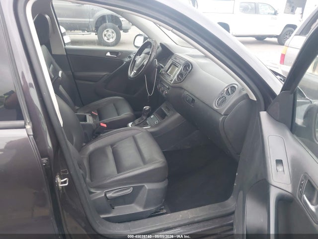 Aukcja sprzedaży 2016 Volkswagen Tiguan S, vin: WVGAV7AX0GW542700, numer aukcji: 45039740