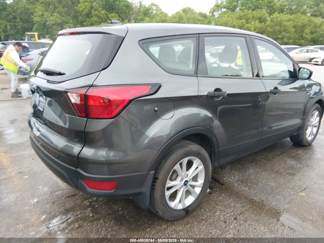 45039744 :رقم المزاد ، 1FMCU0F75KUA41477 vin ، 2019 Ford Escape S مزاد بيع