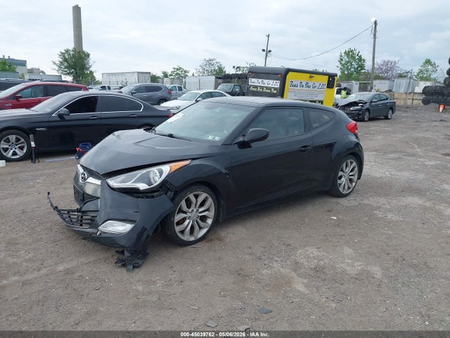 Продаж на аукціоні авто 2013 Hyundai Veloster Base W/gray, vin: KMHTC6AD0DU114258, номер лоту: 45039762