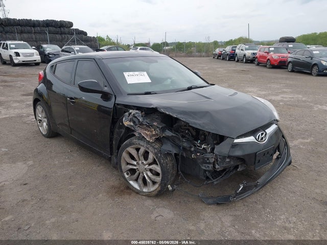Продаж на аукціоні авто 2013 Hyundai Veloster Base W/gray, vin: KMHTC6AD0DU114258, номер лоту: 45039762
