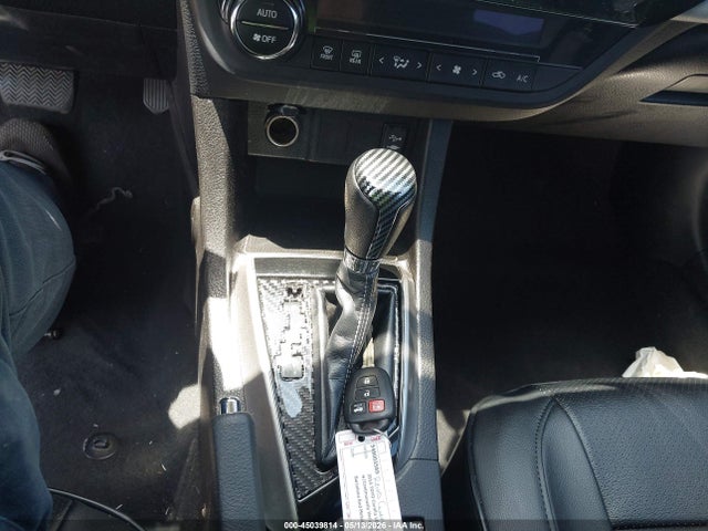 5YFBURHE8EP118246 Toyota Corolla Le Plus