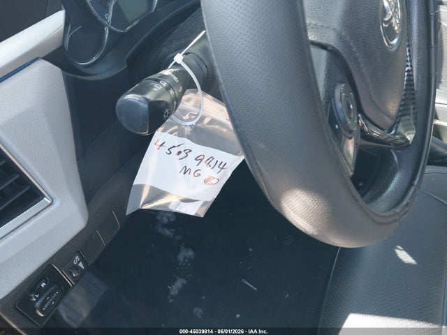 5YFBURHE8EP118246 Toyota Corolla Le Plus