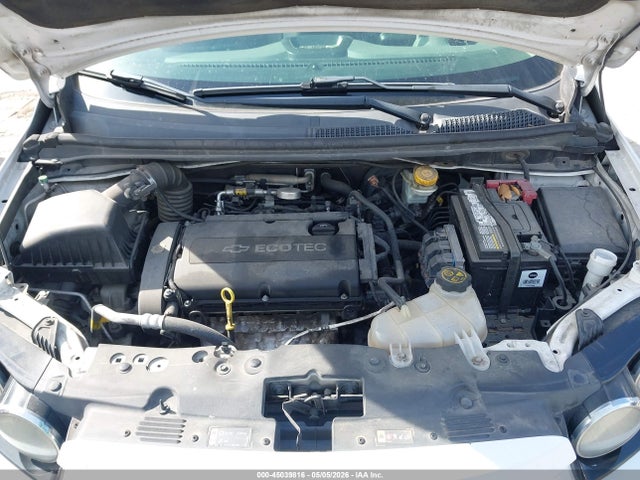 Chevrolet Sonic Lt Auto 2014 1G1JC5SH4E4212033 Image 10