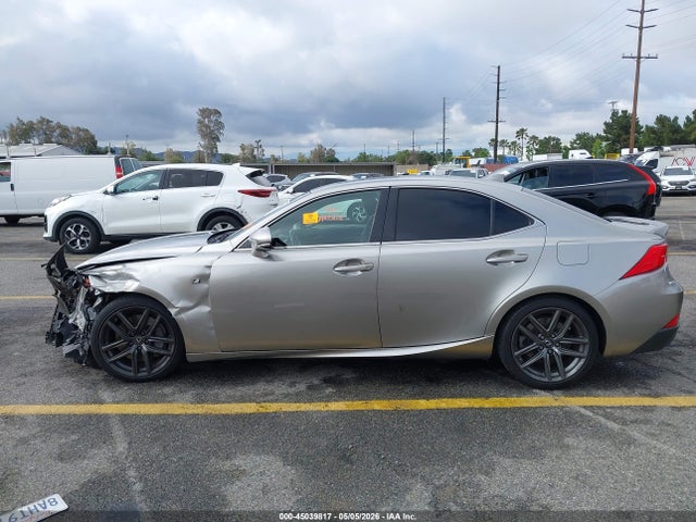 Lexus IS 200T 2017 JTHBA1D25H5043480 Image 14