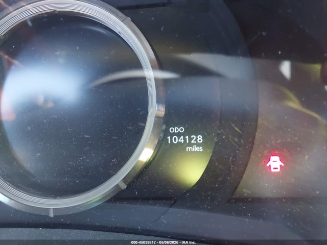 Lexus IS 200T 2017 JTHBA1D25H5043480 Image 15