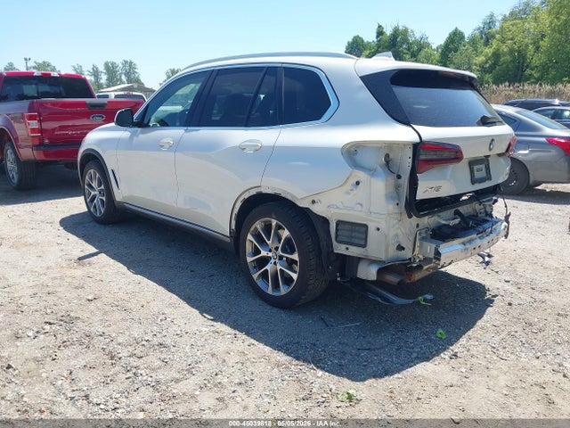 2021 Bmw X5 Xdrive40i მანქანა იყიდება აუქციონზე, vin: 5UXCR6C05M9D86578, აუქციონის ნომერი: 45039818