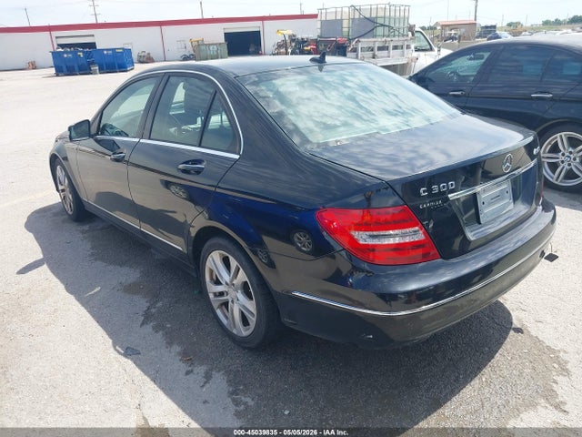 Aukcja sprzedaży 2013 Mercedes-benz C 300 Luxury 4matic/sport 4matic, vin: WDDGF8AB3DA815021, numer aukcji: 45039835