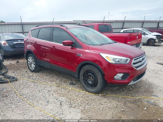 45039840 :رقم المزاد ، 1FMCU0HD5KUA74496 vin ، 2019 Ford Escape Sel مزاد بيع