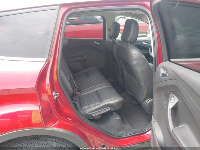 45039840 :رقم المزاد ، 1FMCU0HD5KUA74496 vin ، 2019 Ford Escape Sel مزاد بيع