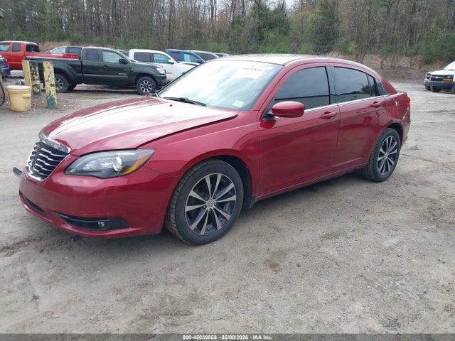 45039859 :رقم المزاد ، 1C3CCBBG5DN715363 vin ، 2013 Chrysler 200 Touring مزاد بيع