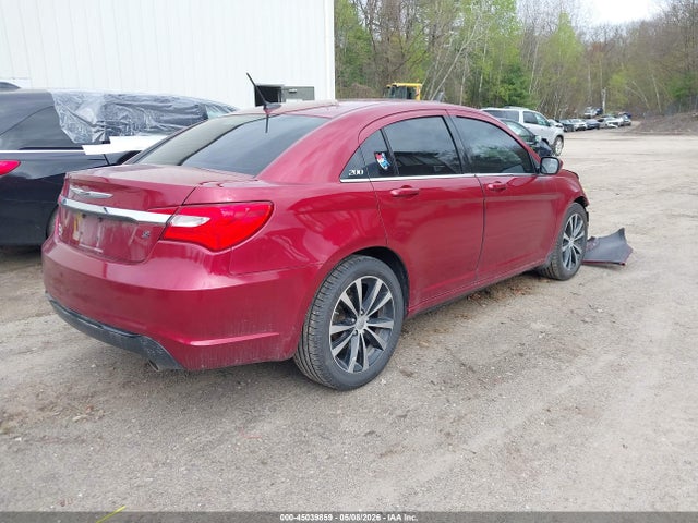45039859 :رقم المزاد ، 1C3CCBBG5DN715363 vin ، 2013 Chrysler 200 Touring مزاد بيع