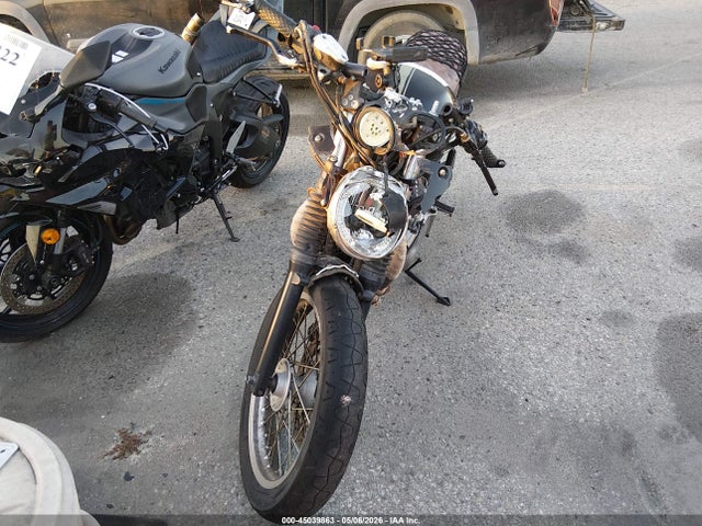 45039863 :رقم المزاد ، SMT920K14CT543573 vin ، 2012 Triumph Motorcycle Thruxton مزاد بيع