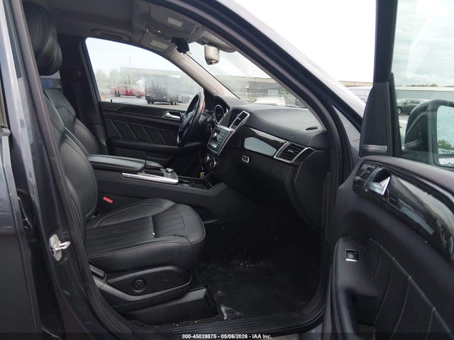 45039875 :رقم المزاد ، 4JGDF6EE6GA646036 vin ، 2016 Mercedes-benz Gl 450 4matic مزاد بيع