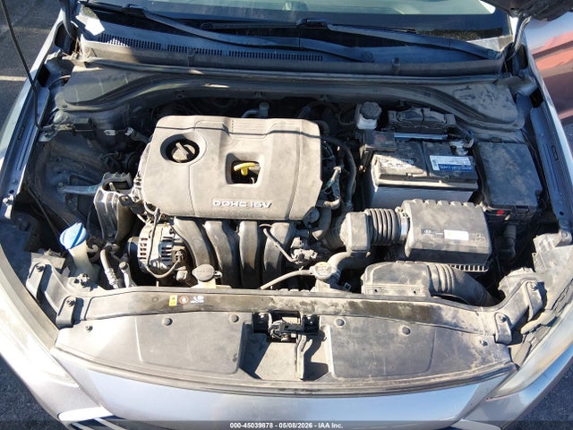 5NPD84LF2JH297682 Hyundai ELANTRA SEL