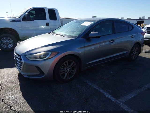 5NPD84LF2JH297682 Hyundai ELANTRA SEL