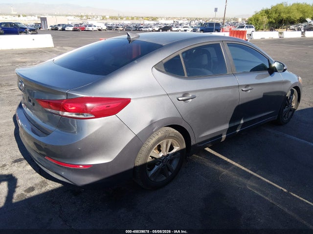 5NPD84LF2JH297682 Hyundai ELANTRA SEL