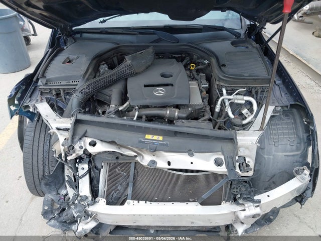 45039891 :رقم المزاد ، WDC0G4JB8JV099863 vin ، 2018 Mercedes-benz Glc 300 مزاد بيع