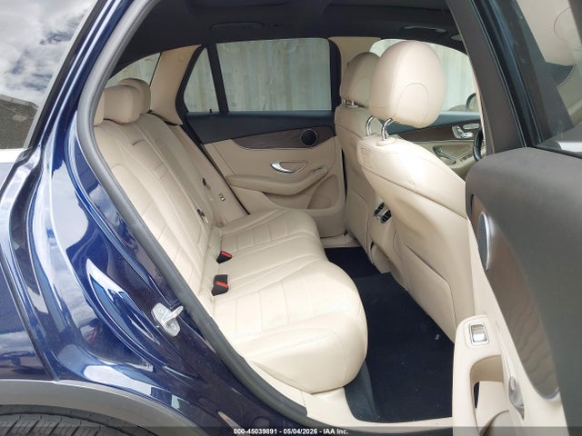 45039891 :رقم المزاد ، WDC0G4JB8JV099863 vin ، 2018 Mercedes-benz Glc 300 مزاد بيع