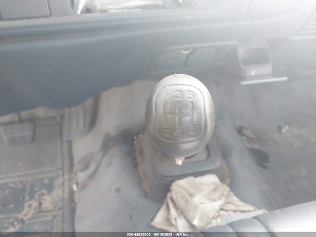 1996 Gmc Sierra C2500 მანქანა იყიდება აუქციონზე, vin: 1GTGC24J2TE551932, აუქციონის ნომერი: 45039900