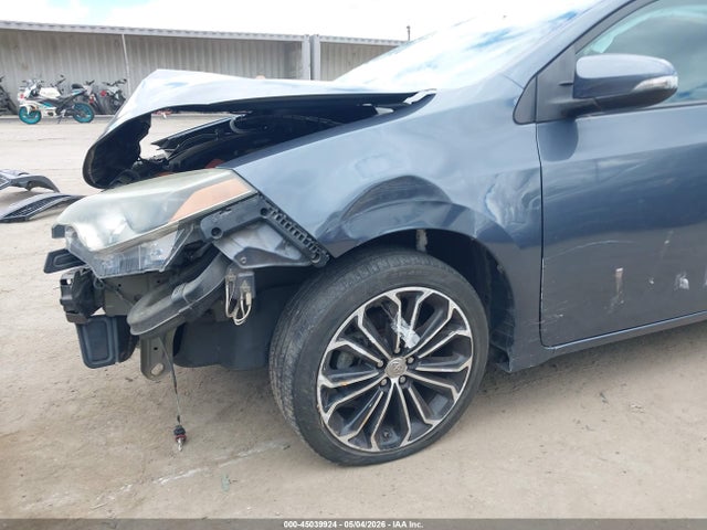 45039924 :رقم المزاد ، 5YFBURHE7FP211003 vin ، 2015 Toyota Corolla S Plus مزاد بيع