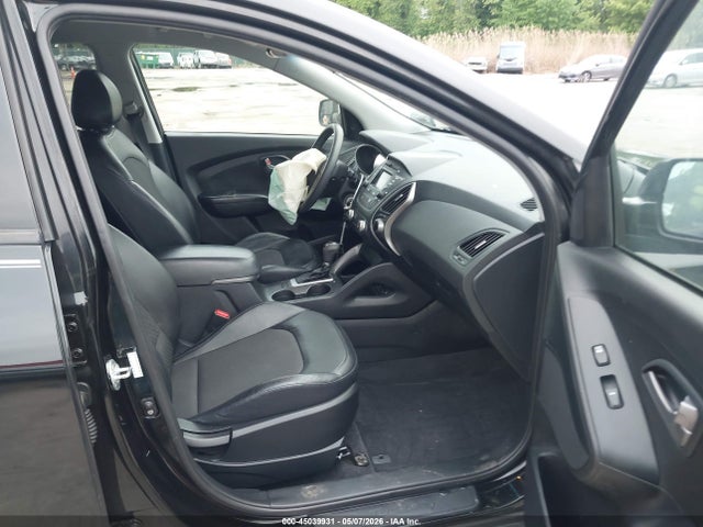 Продаж на аукціоні авто 2015 Hyundai Tucson Gls, vin: KM8JTCAF9FU064065, номер лоту: 45039931